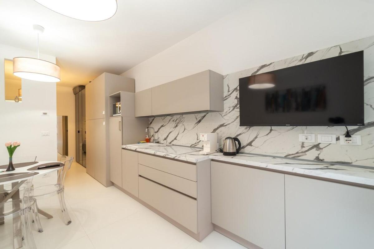 Homeby, Mascarella Patio Apartment Bologna Exteriör bild